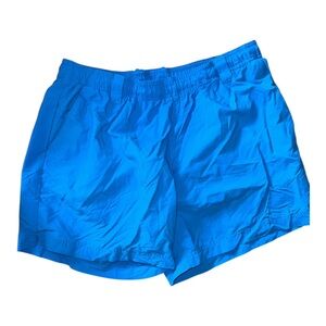 Columbia Backcast size large Vibrant Blue Shorts never worn